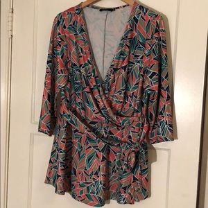 Gwynnie Bee Stretchy wrap top